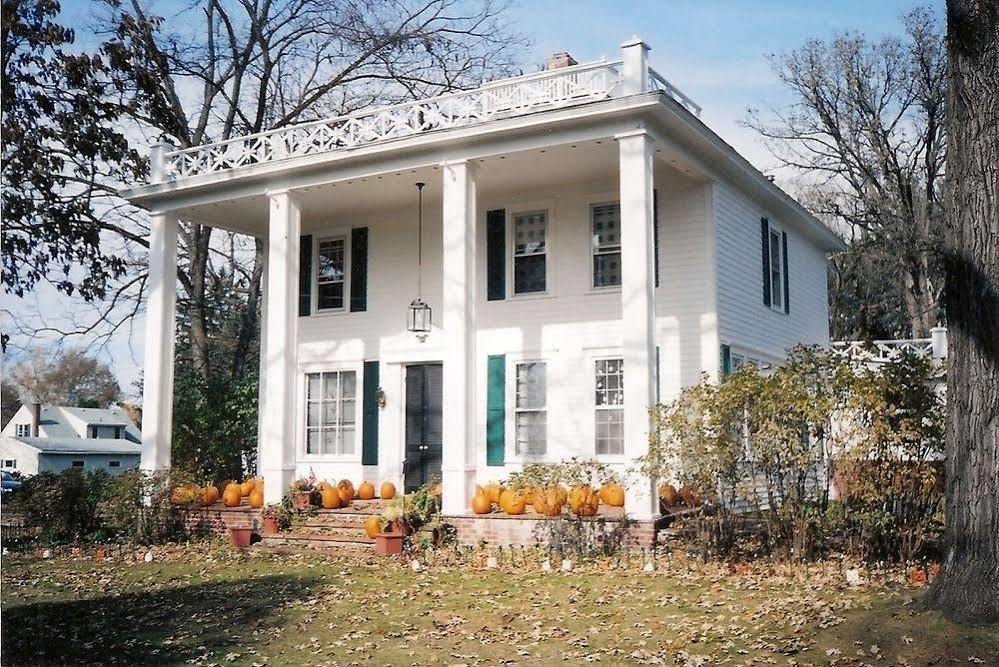 Oak Park Inn Whitehall Zewnętrze zdjęcie