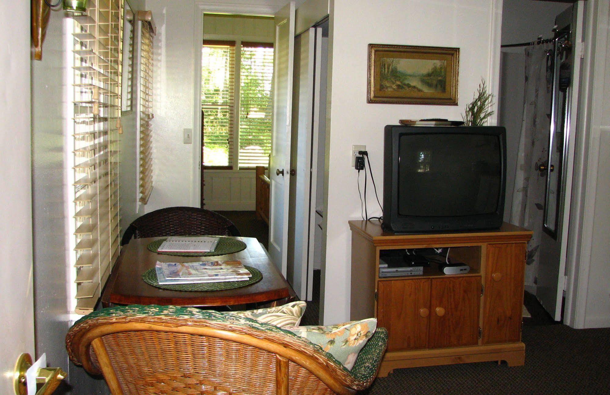 Oak Park Inn Whitehall Zewnętrze zdjęcie