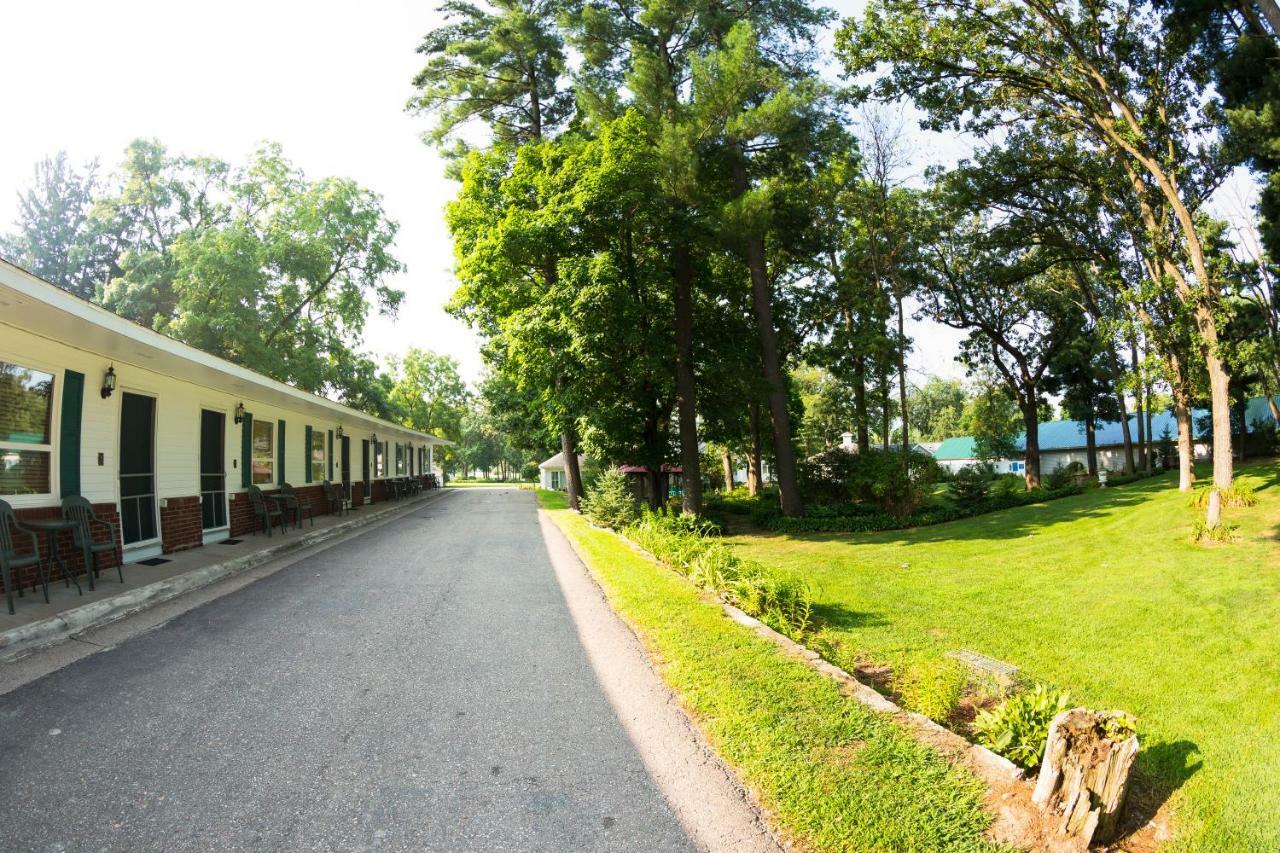 Oak Park Inn Whitehall Zewnętrze zdjęcie