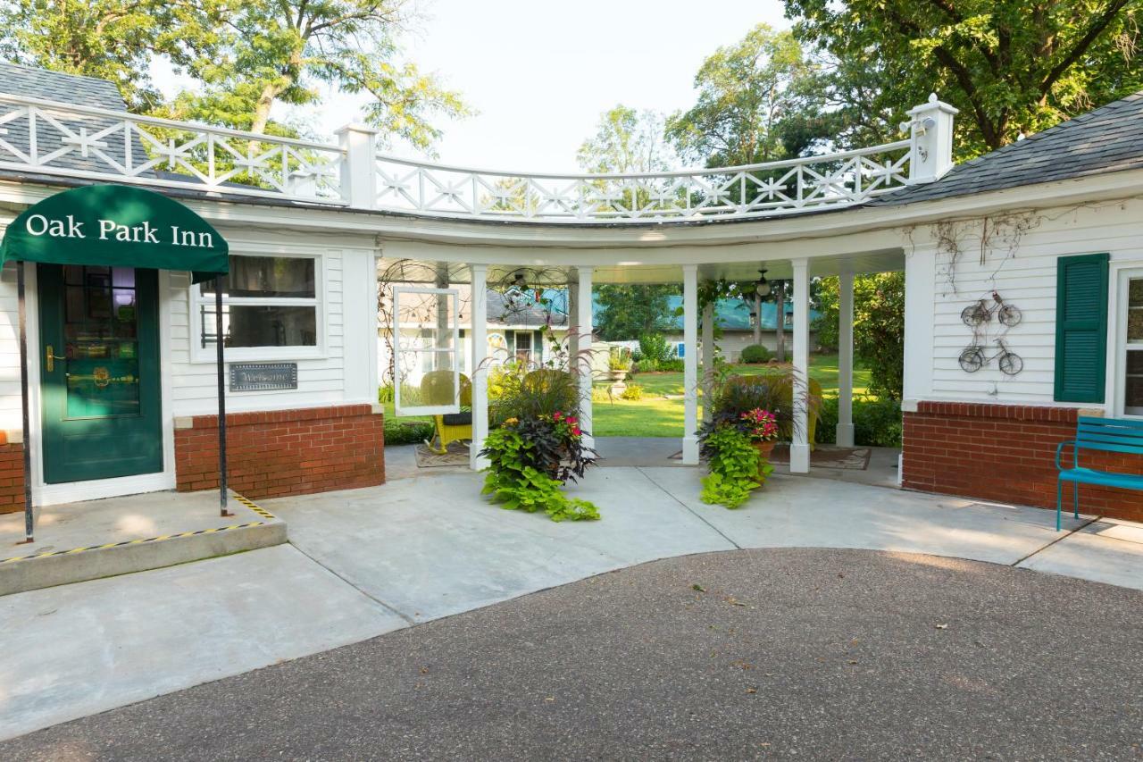 Oak Park Inn Whitehall Zewnętrze zdjęcie