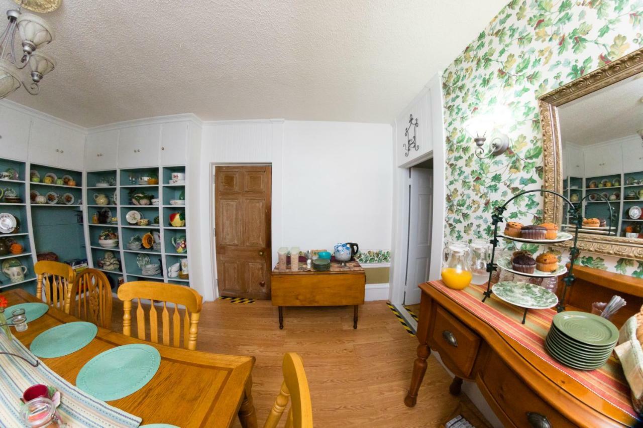 Oak Park Inn Whitehall Zewnętrze zdjęcie